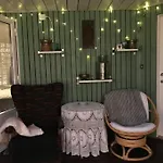 Charming With Private Patio Apartment