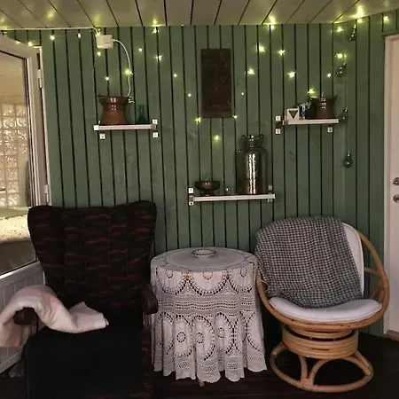 Charming With Private Patio Apartament