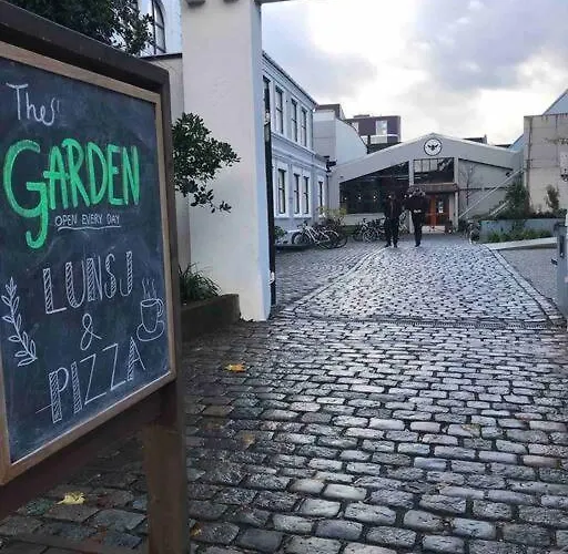 Charming With Private Patio Lägenhet Stavanger