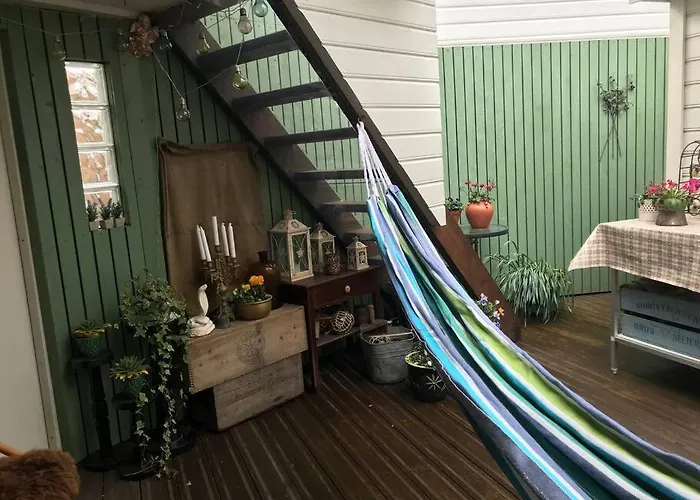 Lägenhet Charming With Private Patio *