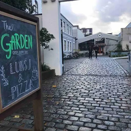 Charming With Private Patio Apartament Stavanger